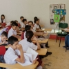 På skolen i Macarena skal man have skoleuniform på. Her er Elkins nye klasse. – Foto: Andreas Beck 