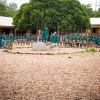 Hele skolen synger morgensang sammen hver dag. Foto: Hans Bach.