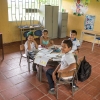 De er kun 4 elever på Thalianas skole. Thaliana er den eneste pige. – Foto: Andreas Beck 